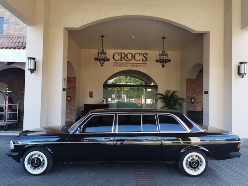 CROS-CASINO-AND-RESORT-JACO-BEACH-CENTRAL-AMERICA-LIMOUSINE.jpg