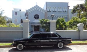 Nunciatura-Apostolica-de-la-Santa-Sede-el-Vaticano-en-San-Jose-Costa-Rica-Barrio-Rohrmoser.-MERCEDES-300D-LIMO.-1-300x180.jpg